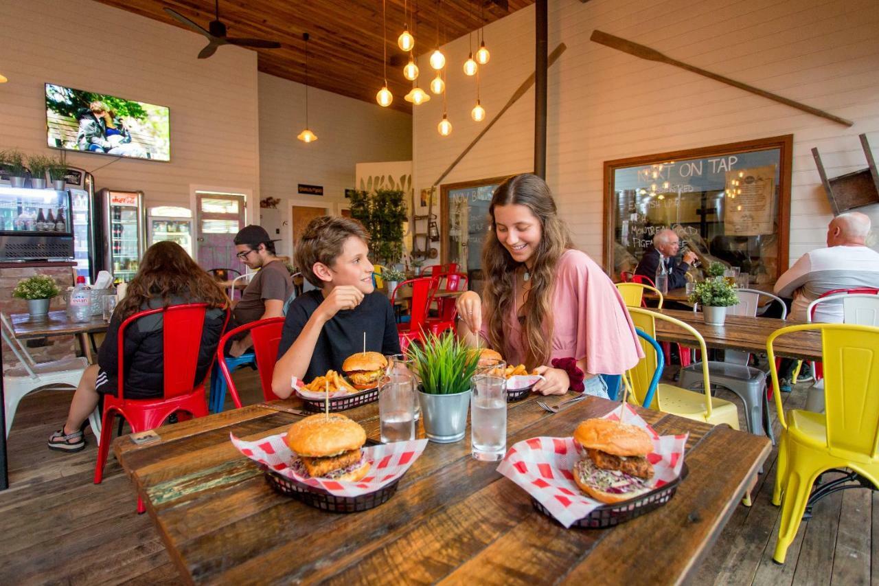 Big4 Wallaga Lake Holiday Park เบอร์มากุย ภายนอก รูปภาพ